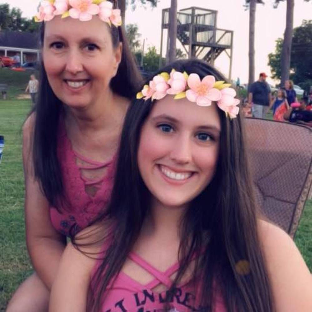 Meet your Posher, Tiffany